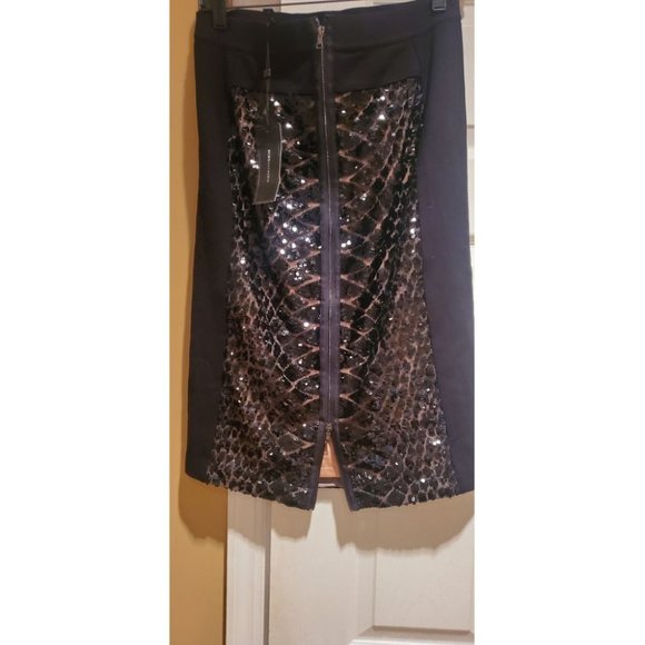 BCBGMAXAZRIA MEDIUM SIZE - Picture 6 of 6